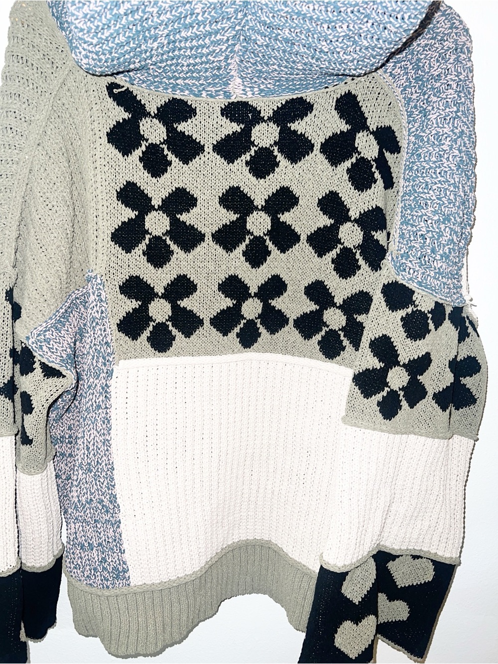 POL Patchwork Hooded Cardigan Sweater Olive, Cream & Black with floral & hearts - Picture 8 of 9
